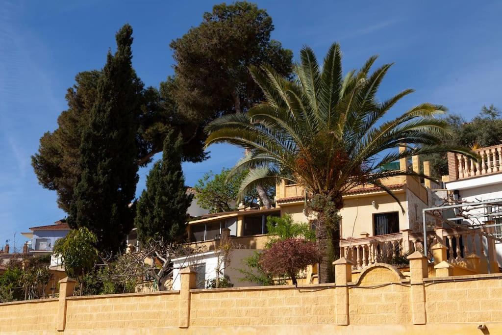 Lovely House A Few Steps To The Beach With Sea View Vélez Exterior foto